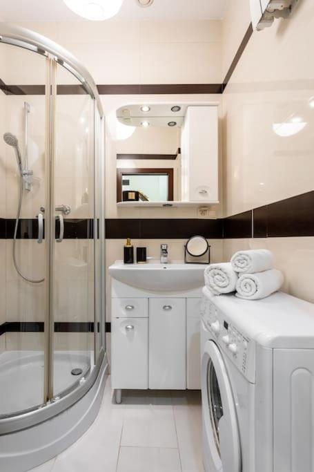 Close-Urban Chic - City Center - Studio Apartment - Plac Konstytucji Warschau Buitenkant foto