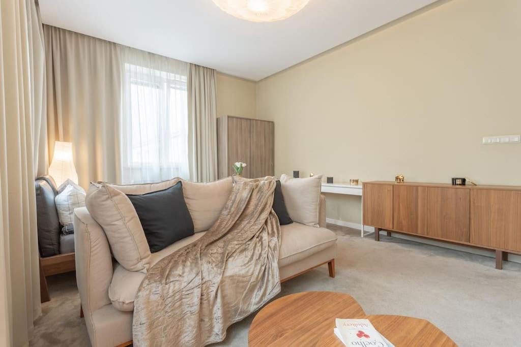 Close-Urban Chic - City Center - Studio Apartment - Plac Konstytucji Warschau Buitenkant foto