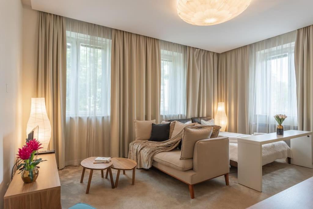 Close-Urban Chic - City Center - Studio Apartment - Plac Konstytucji Warschau Buitenkant foto
